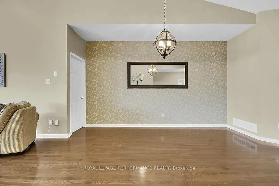 Photo 13 of 910 Burwash Landing Bay, Ottawa, Kanata - Morgan's Grant/South March — HOMEH