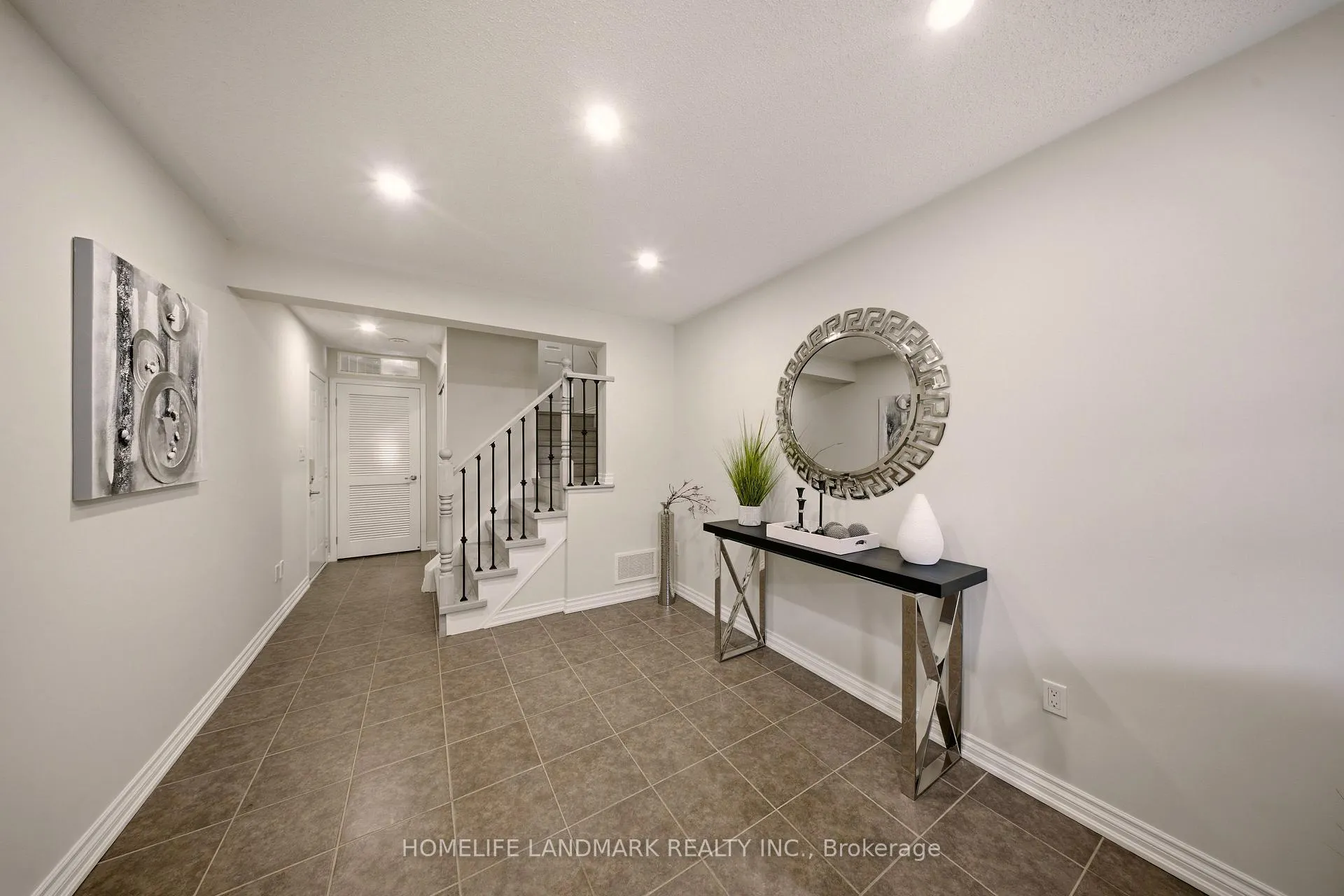 Photo 6 of 268 Wetenhall Landing, Milton, Harrison — HOMEH