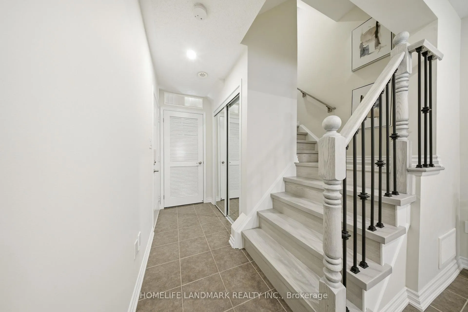 Photo 7 of 268 Wetenhall Landing, Milton, Harrison — HOMEH