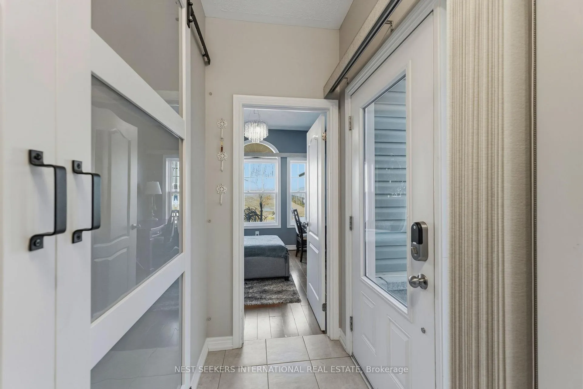 Photo 5 of 46 Isabella Drive, Orillia — HOMEH