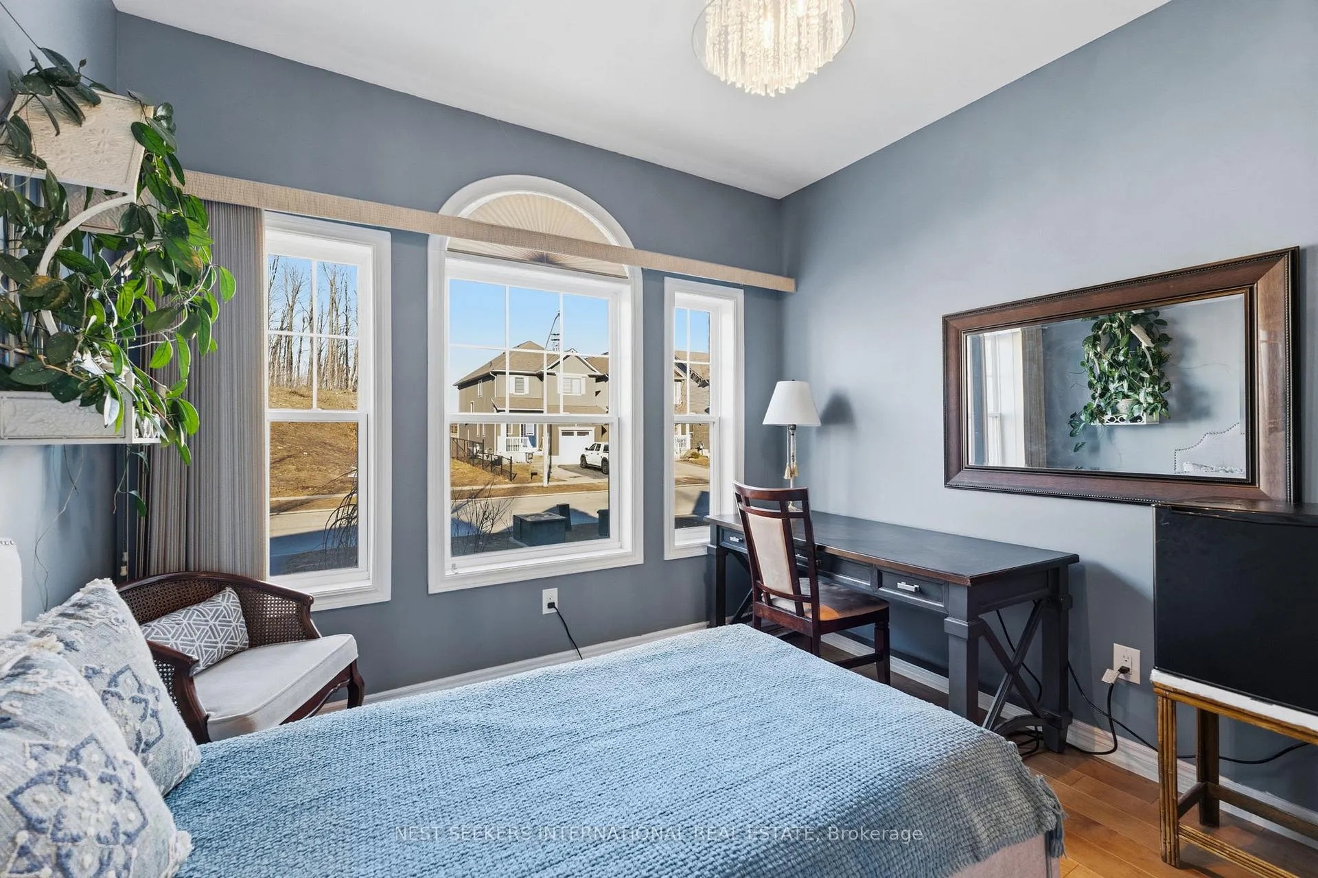 Photo 7 of 46 Isabella Drive, Orillia — HOMEH