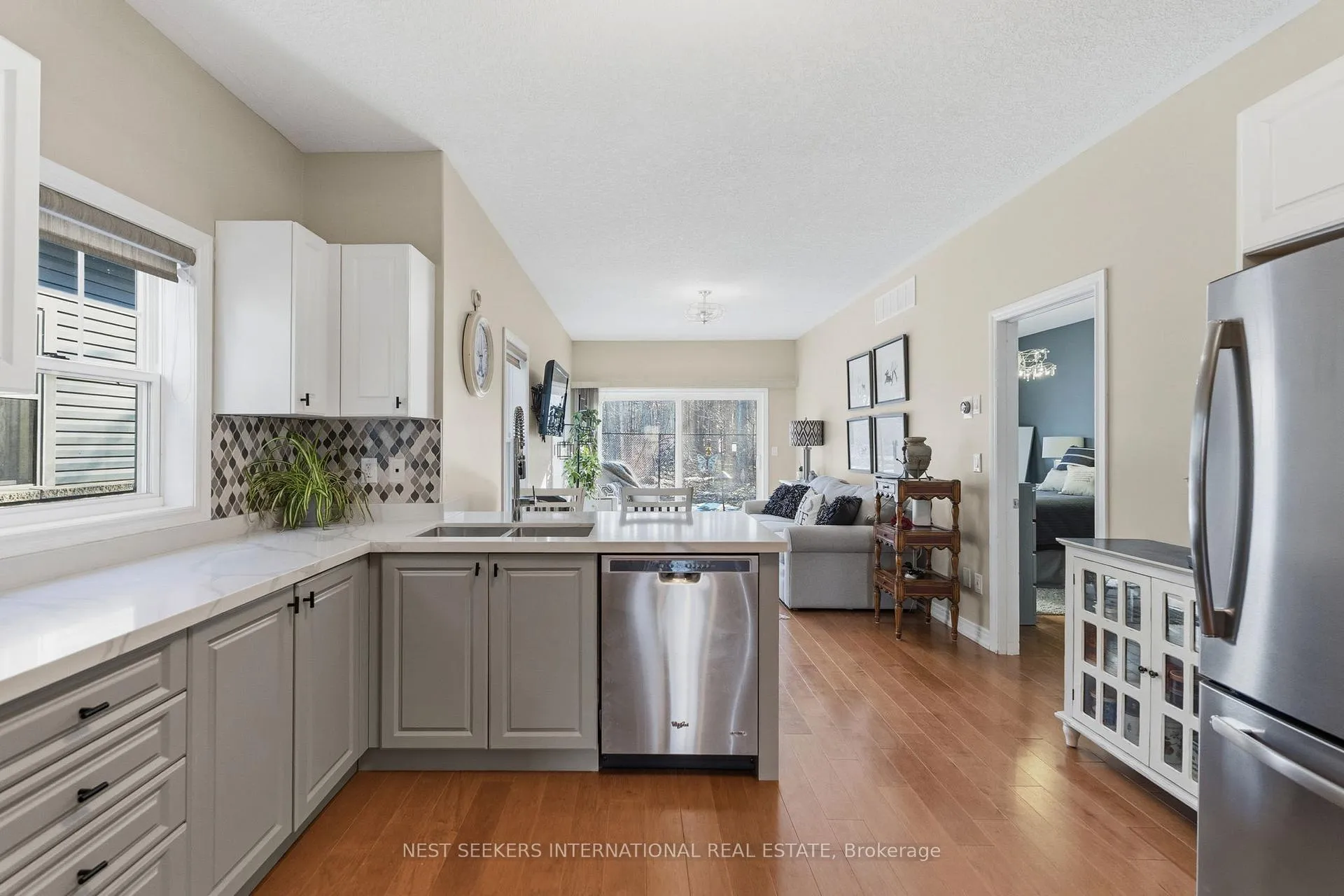 Photo 10 of 46 Isabella Drive, Orillia — HOMEH