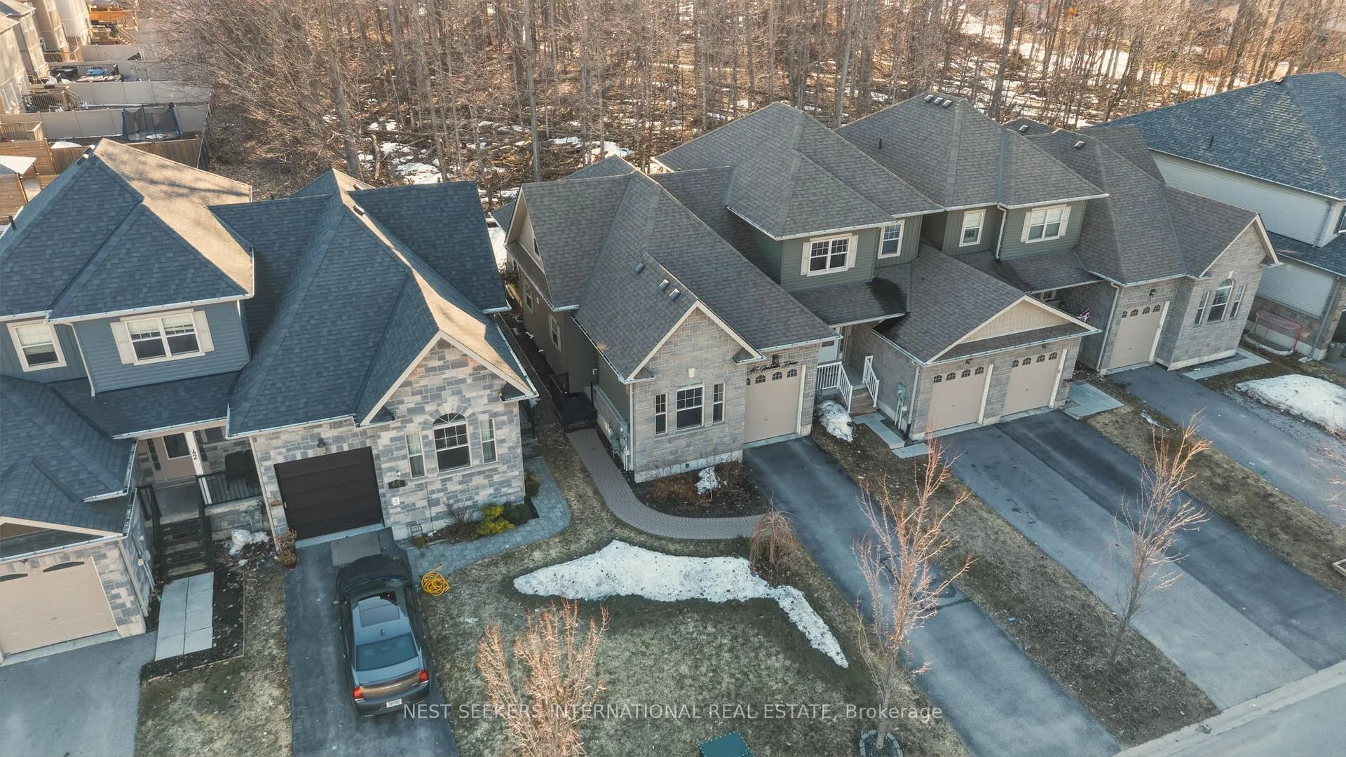 Photo 41 of 46 Isabella Drive, Orillia — HOMEH