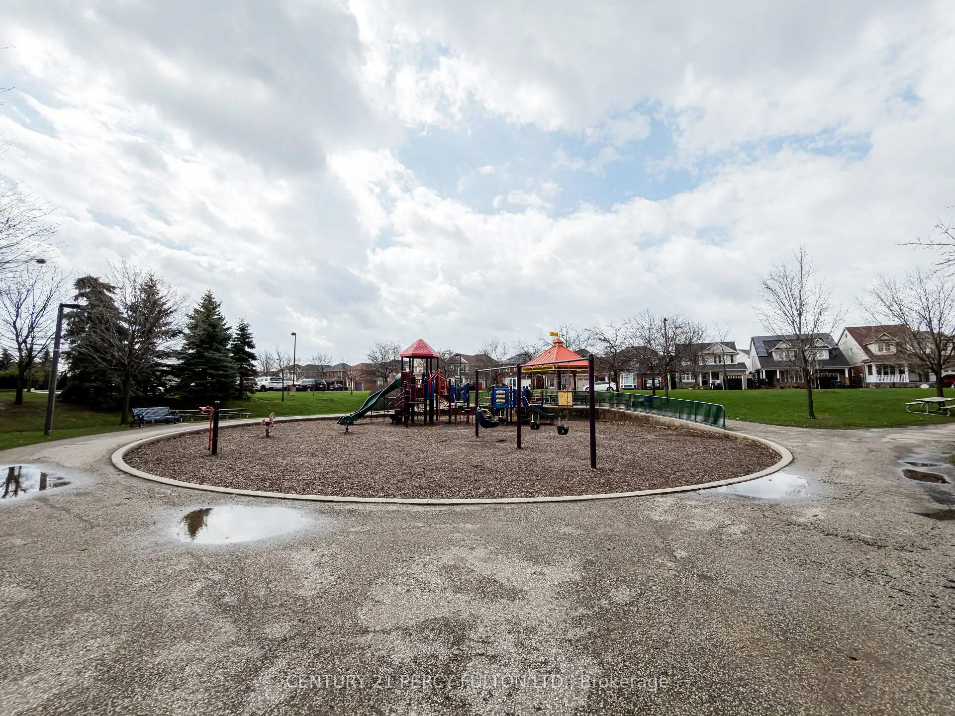Photo 22 of 26 Gabrielle Drive, Brampton, Fletcher's Meadow — HOMEH