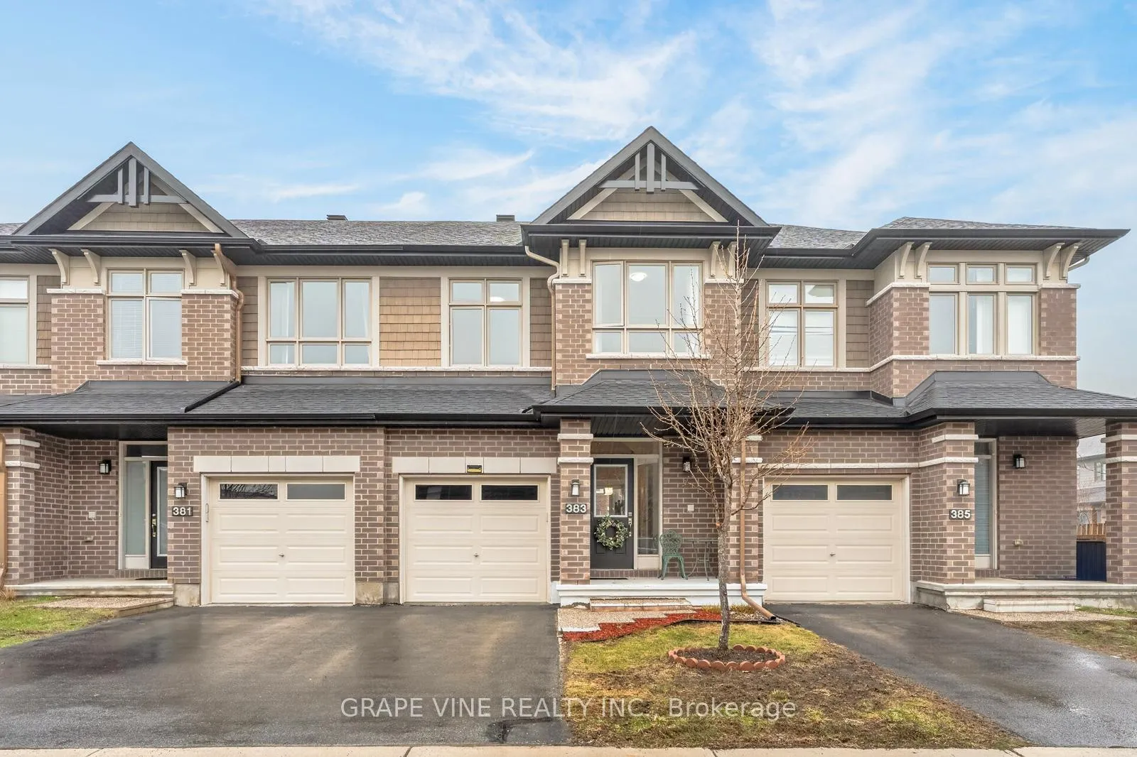 Photo 1 of 383 Memorial Grove, Ottawa, Riverside South/Gloucester Glen — HOMEH