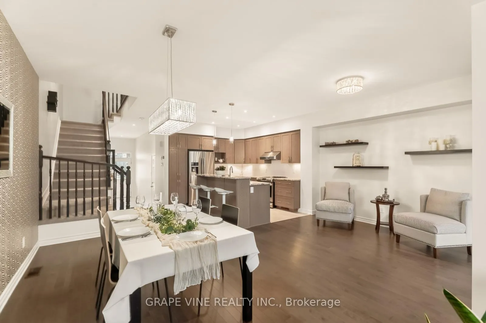 Photo 15 of 383 Memorial Grove, Ottawa, Riverside South/Gloucester Glen — HOMEH