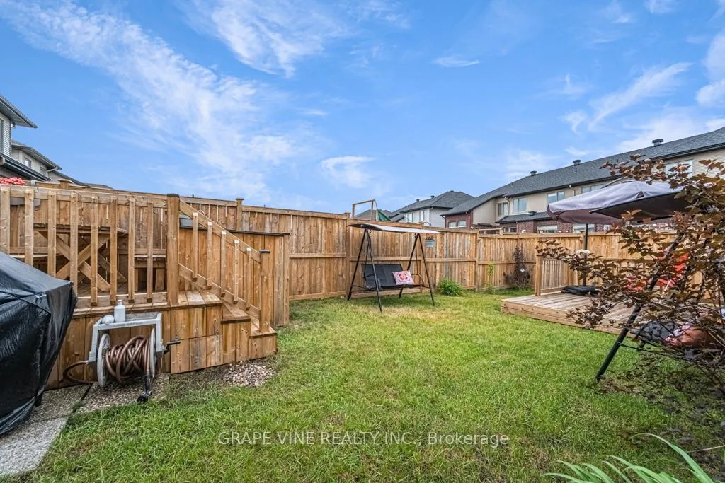Photo 34 of 383 Memorial Grove, Ottawa, Riverside South/Gloucester Glen — HOMEH