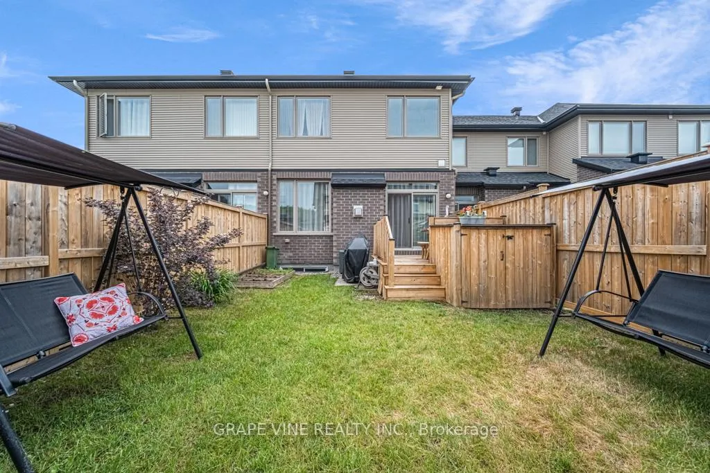 Photo 38 of 383 Memorial Grove, Ottawa, Riverside South/Gloucester Glen — HOMEH