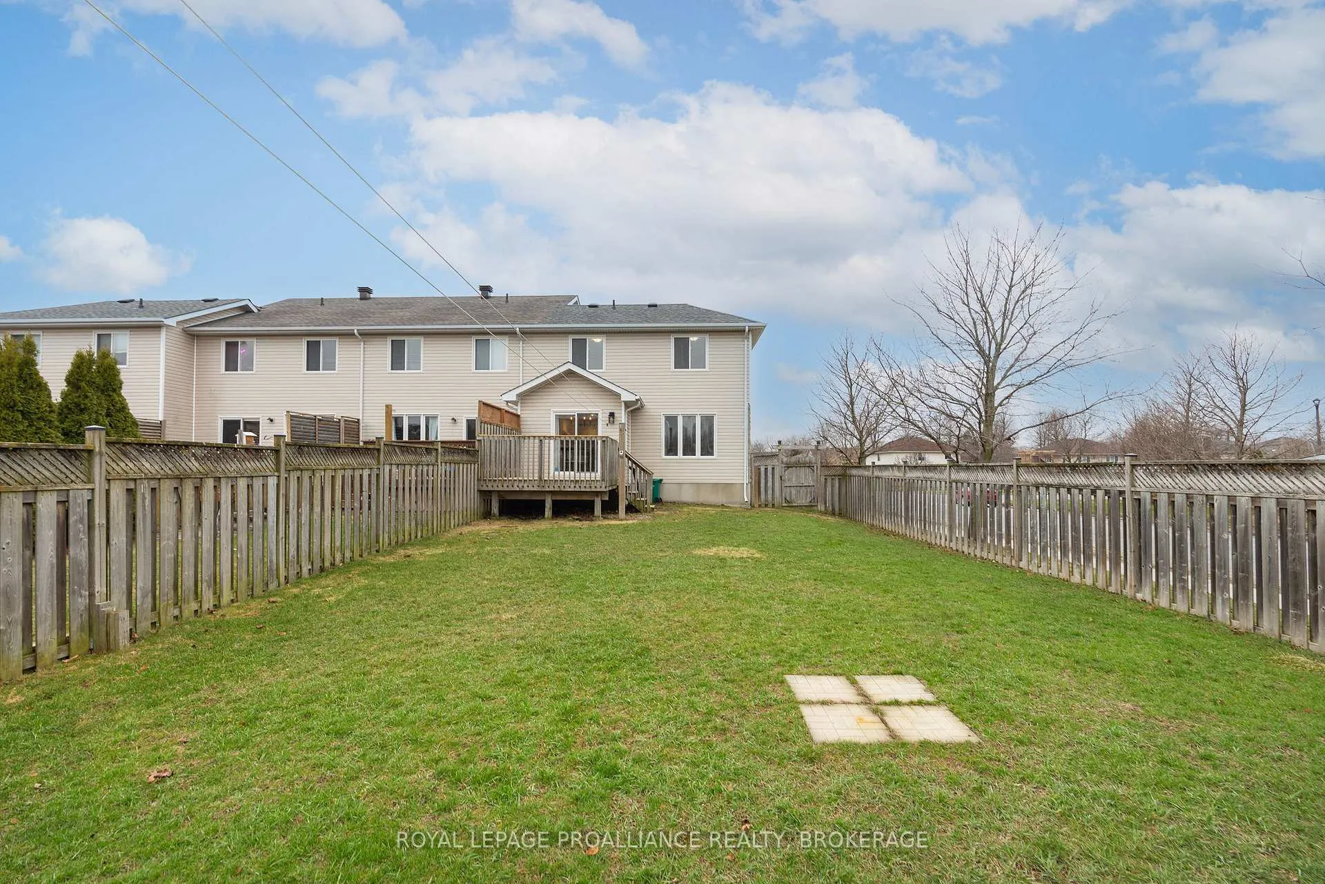 Photo 10 of 317 Rose Abbey Drive, Kingston, Kingston East (Incl Barret Crt) — HOMEH