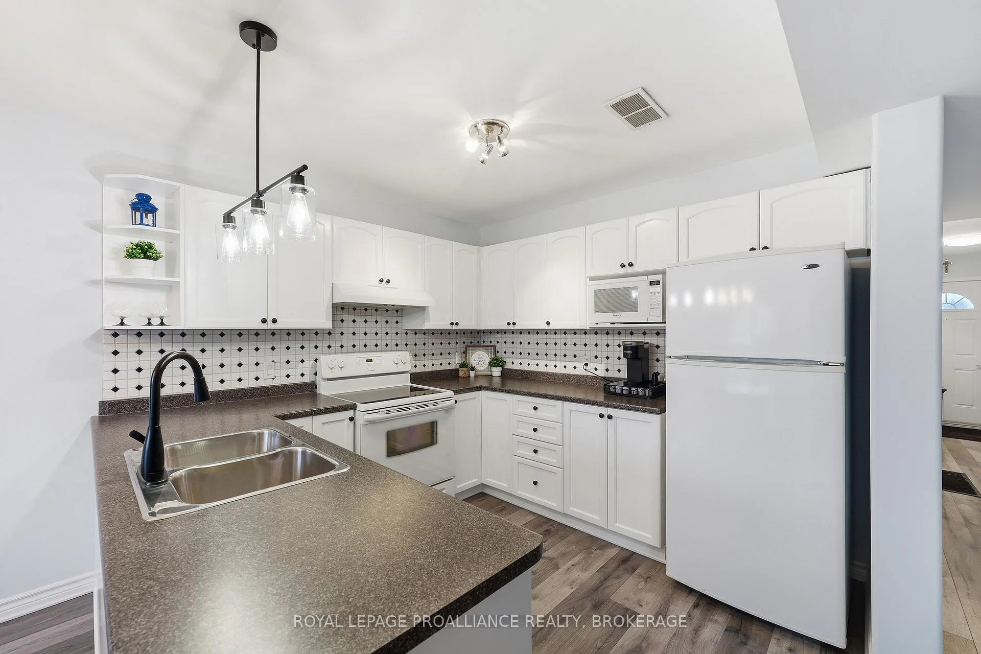 Photo 26 of 317 Rose Abbey Drive, Kingston, Kingston East (Incl Barret Crt) — HOMEH