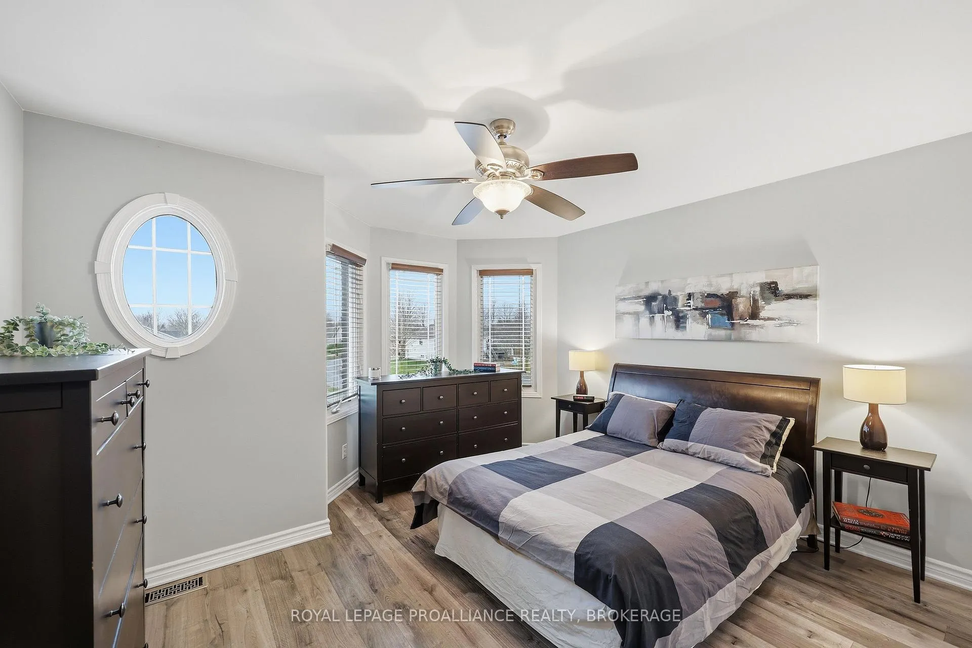 Photo 36 of 317 Rose Abbey Drive, Kingston, Kingston East (Incl Barret Crt) — HOMEH