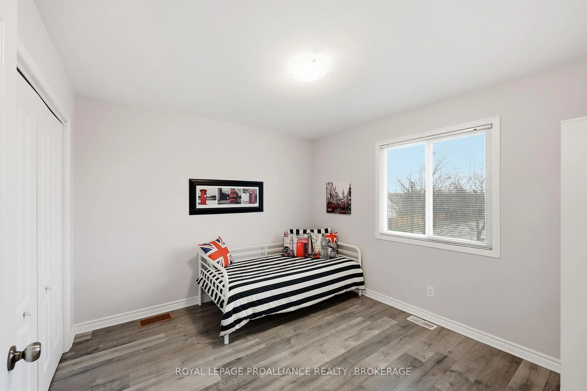 Photo 43 of 317 Rose Abbey Drive, Kingston, Kingston East (Incl Barret Crt) — HOMEH