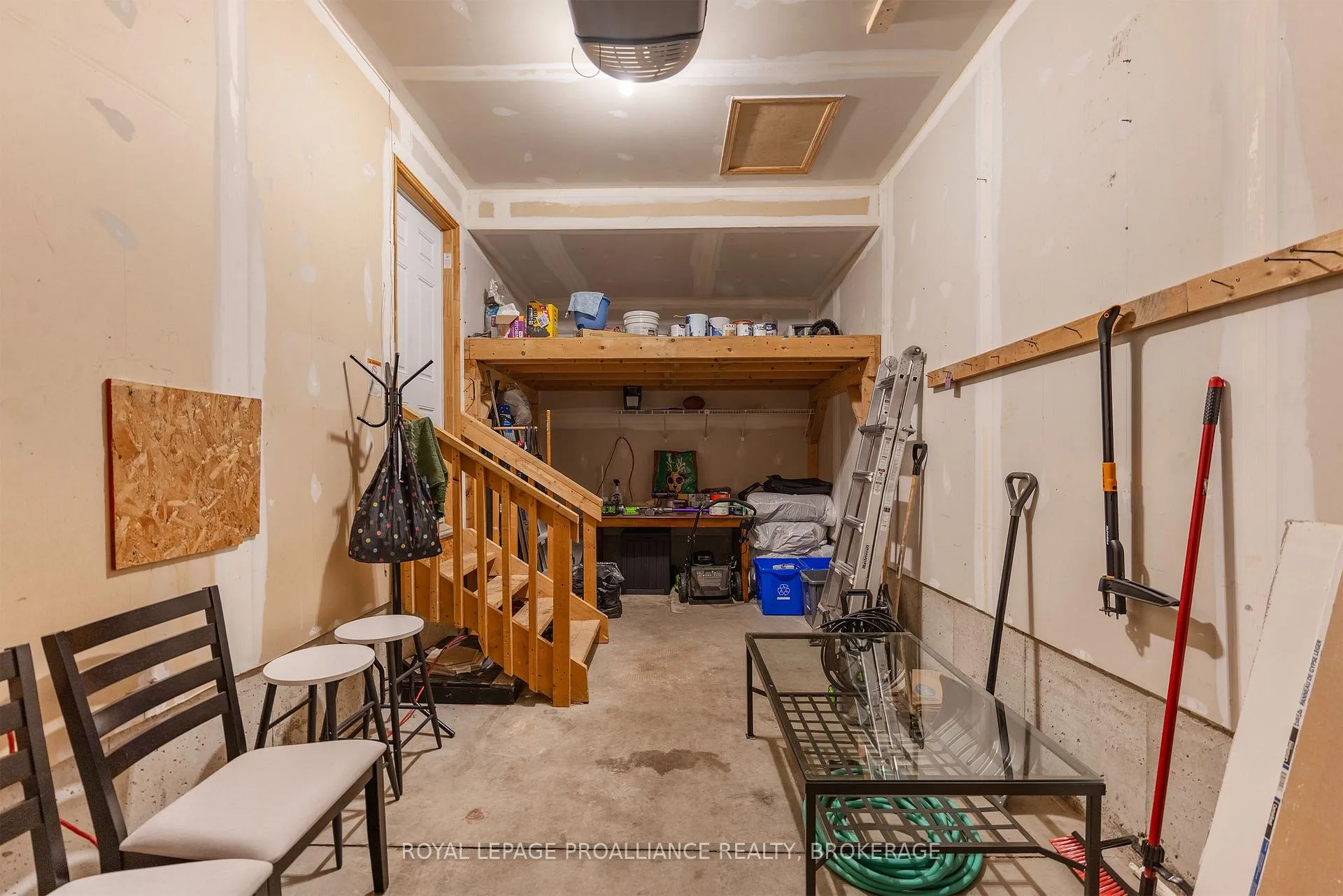 Photo 50 of 317 Rose Abbey Drive, Kingston, Kingston East (Incl Barret Crt) — HOMEH