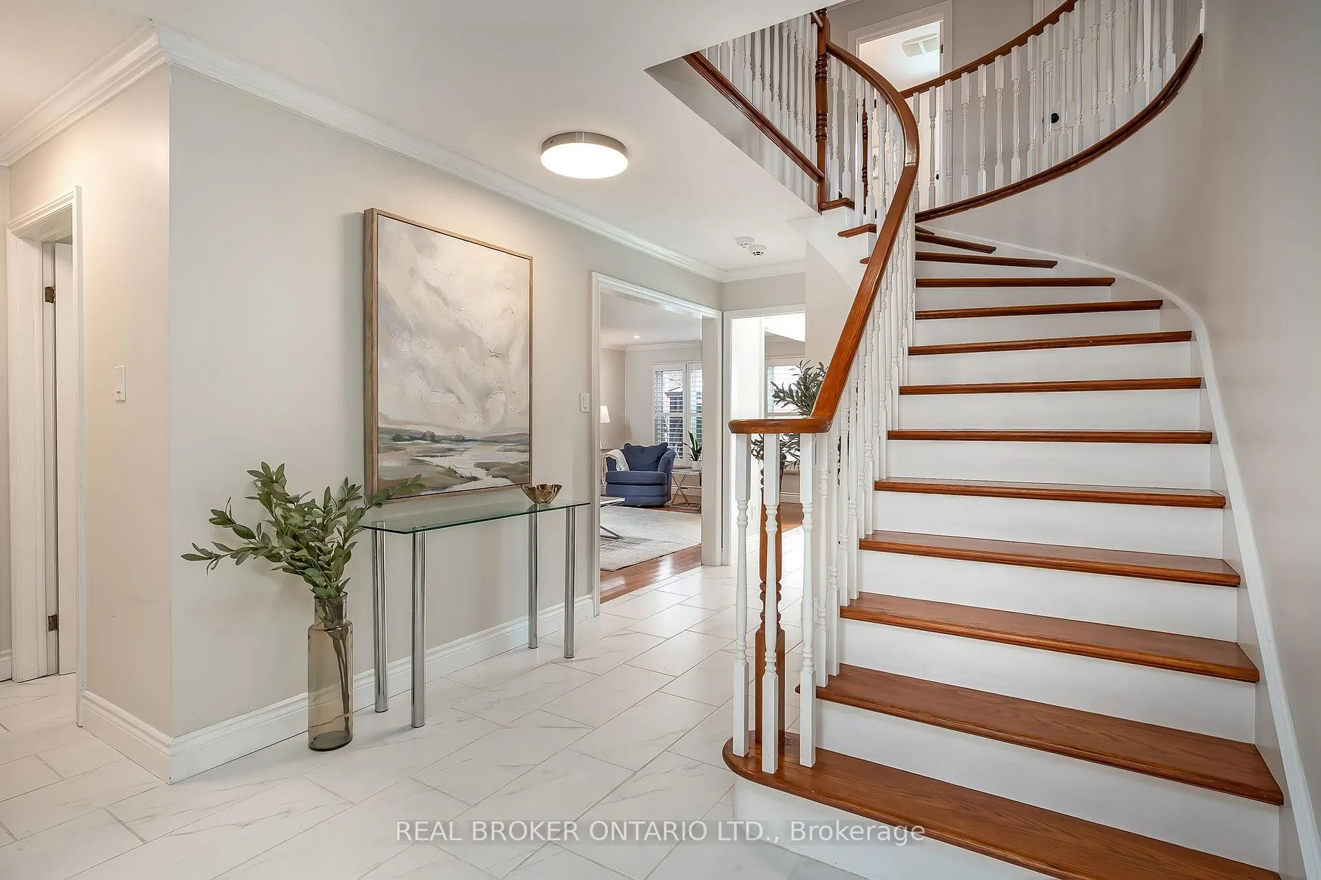 Photo 5 of 2152 Heidi Avenue, Burlington, Headon — HOMEH