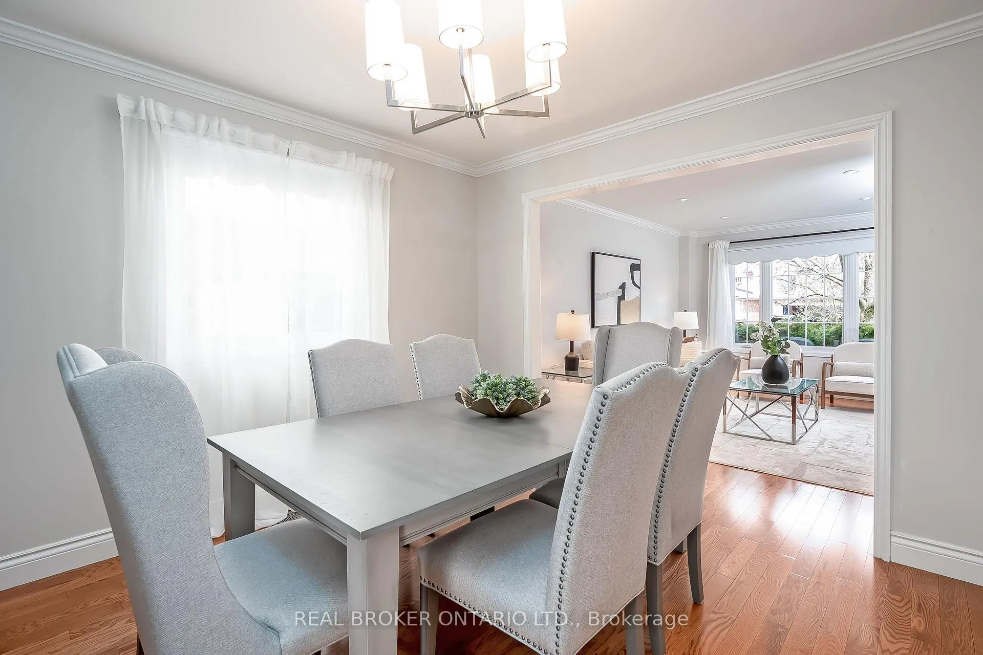 Photo 14 of 2152 Heidi Avenue, Burlington, Headon — HOMEH