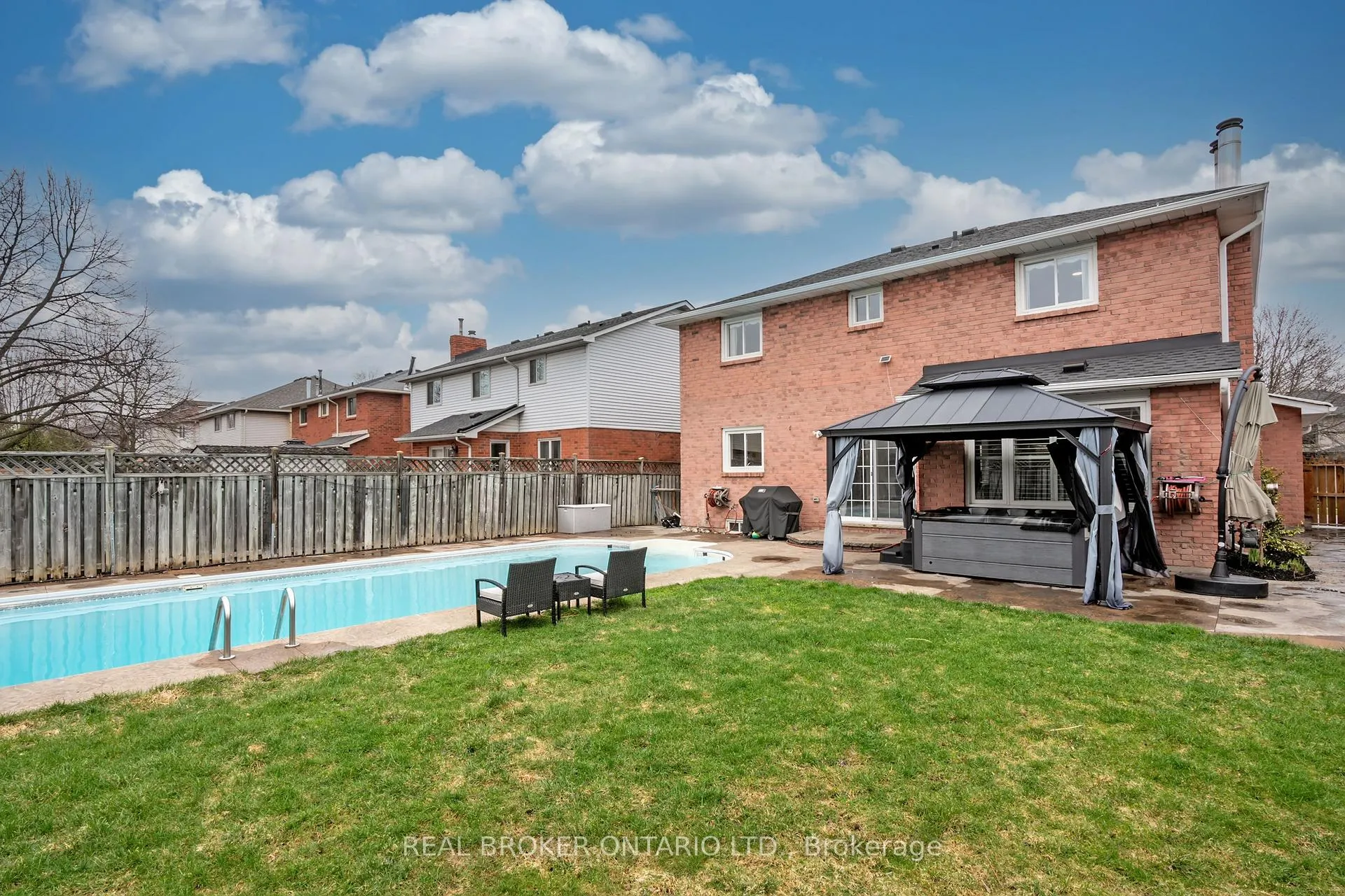 Photo 46 of 2152 Heidi Avenue, Burlington, Headon — HOMEH