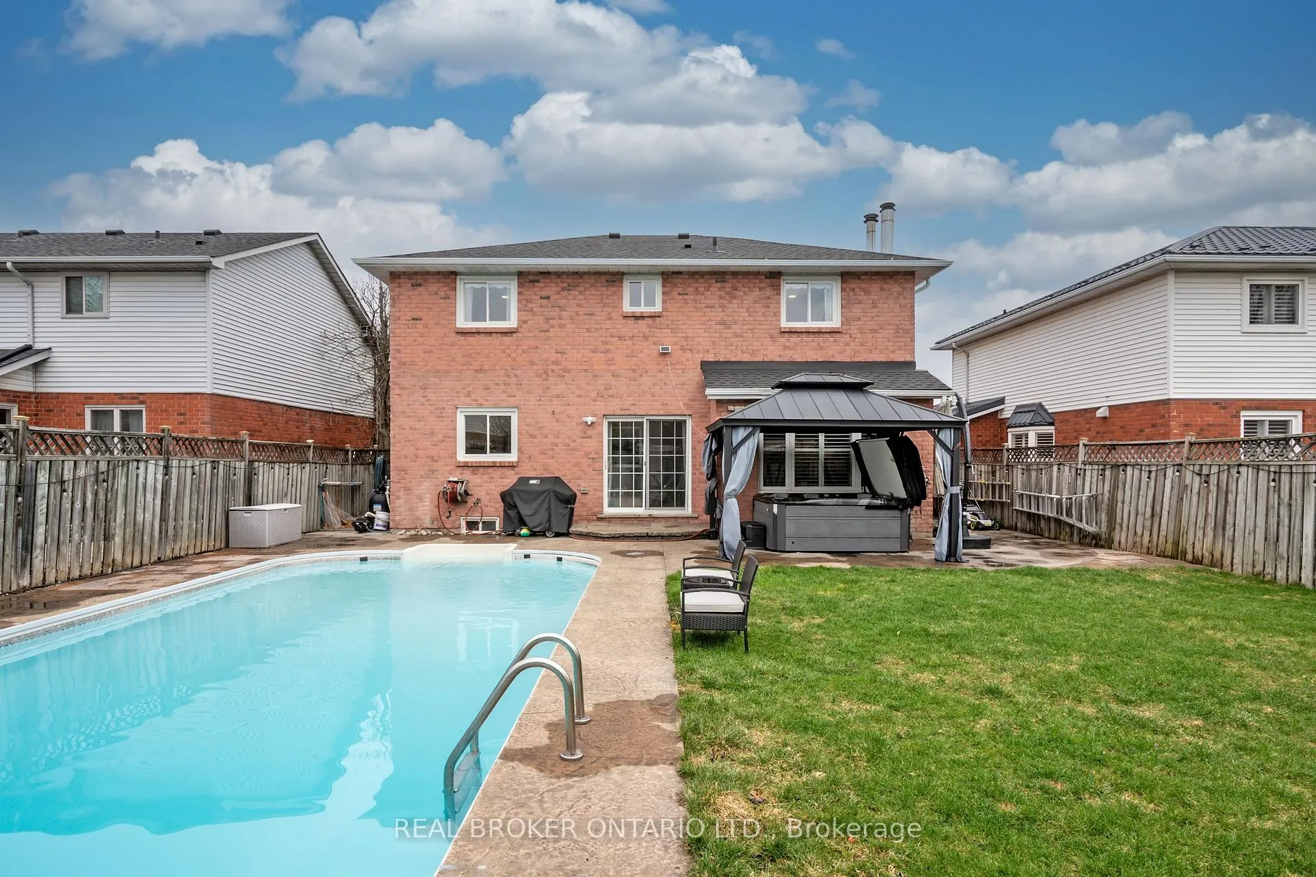 Photo 48 of 2152 Heidi Avenue, Burlington, Headon — HOMEH