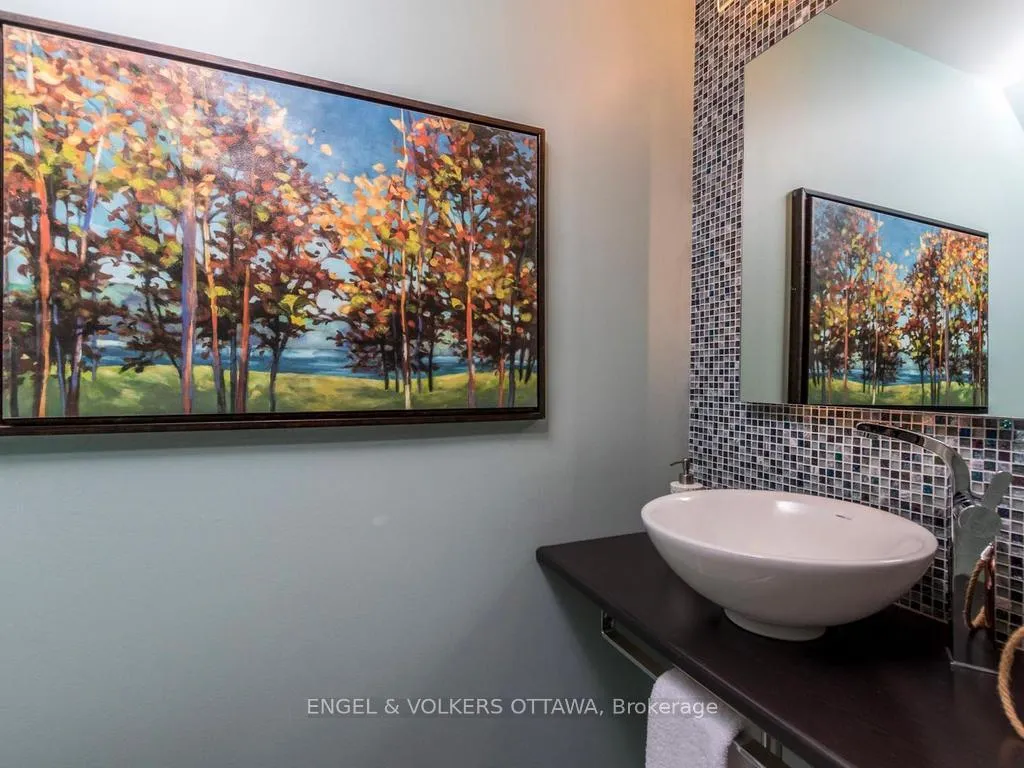 Photo 23 of 31 Castlegreen Private, Ottawa, Hunt Club Park/Greenboro — HOMEH