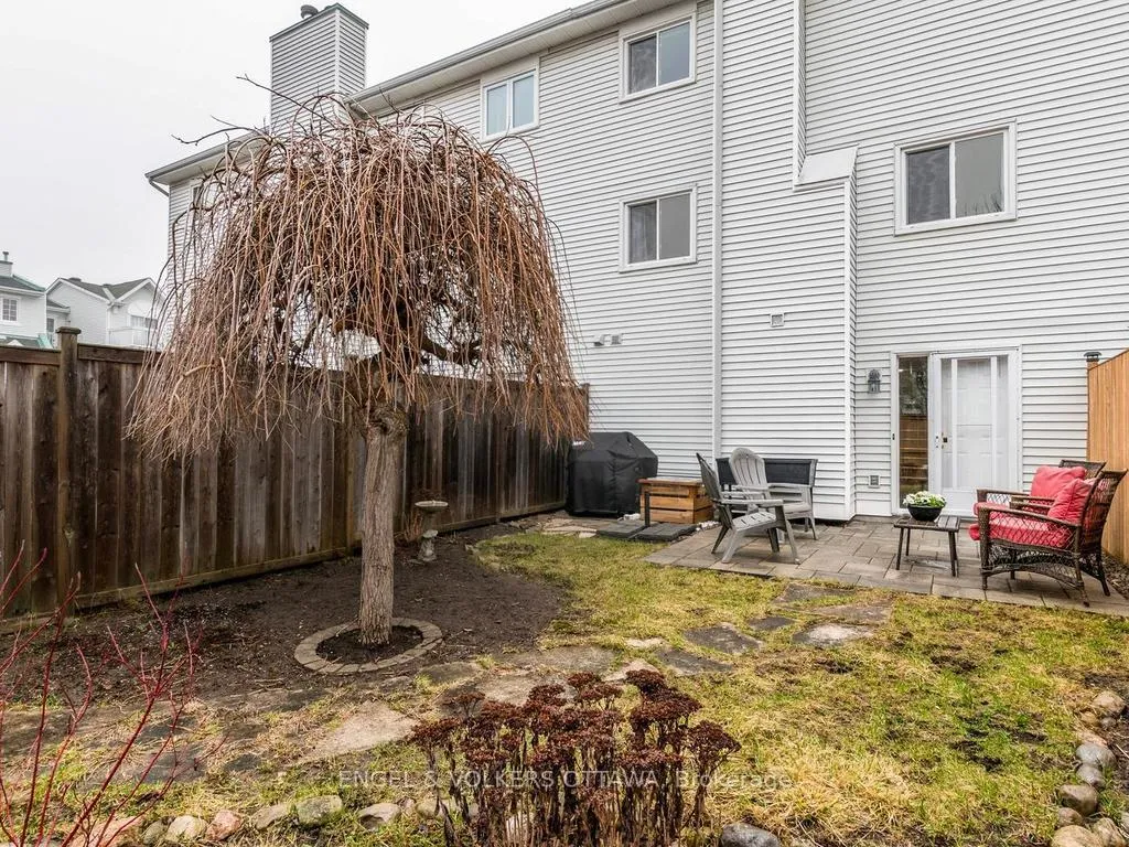 Photo 26 of 31 Castlegreen Private, Ottawa, Hunt Club Park/Greenboro — HOMEH
