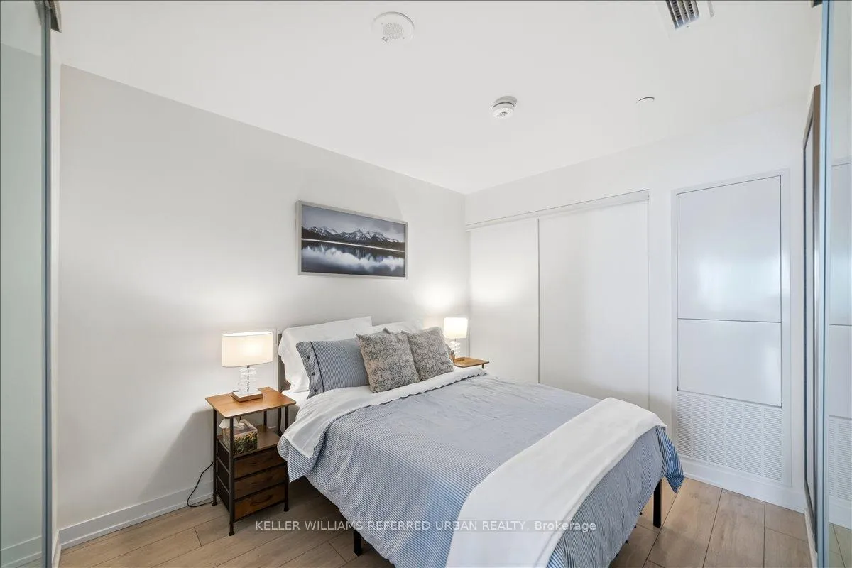 Photo 15 of Unit 812, 39 Mary Street, Barrie, City Centre — HOMEH