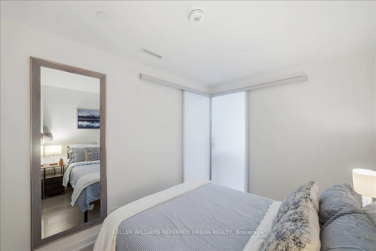 Photo 17 of Unit 812, 39 Mary Street, Barrie, City Centre — HOMEH