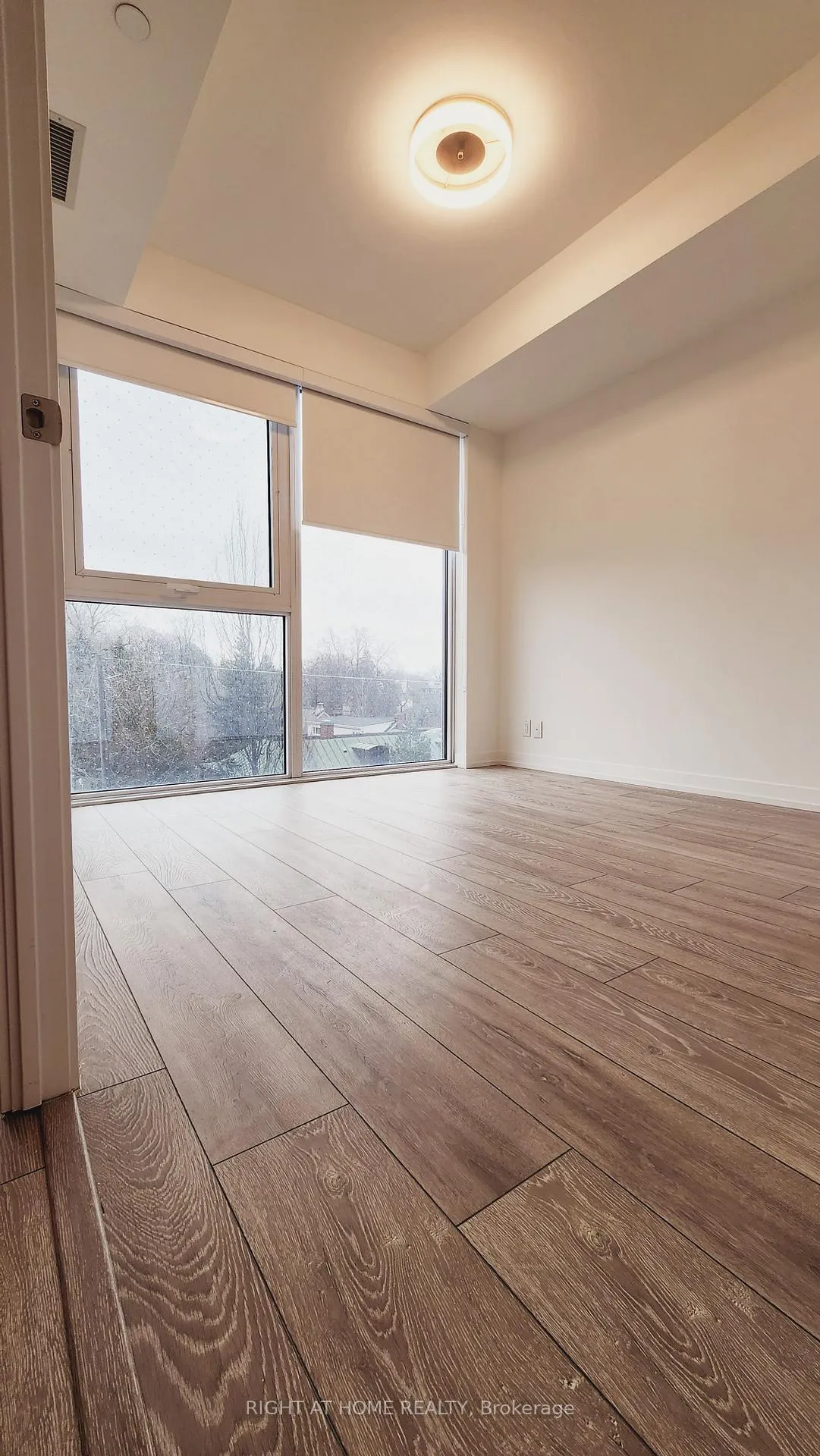 Photo 5 of Unit 536, 2020 Bathurst Street, Toronto, Humewood-Cedarvale — HOMEH
