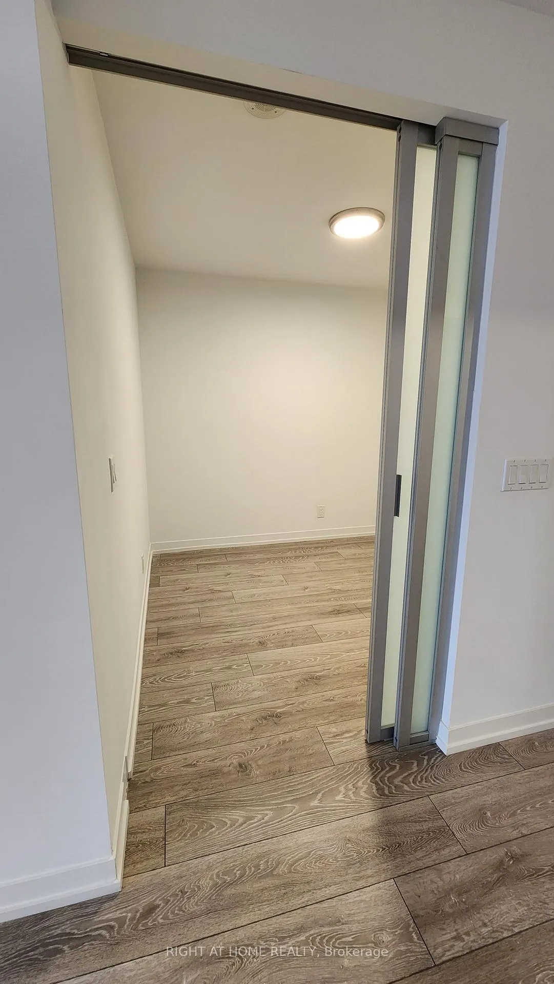 Photo 10 of Unit 536, 2020 Bathurst Street, Toronto, Humewood-Cedarvale — HOMEH
