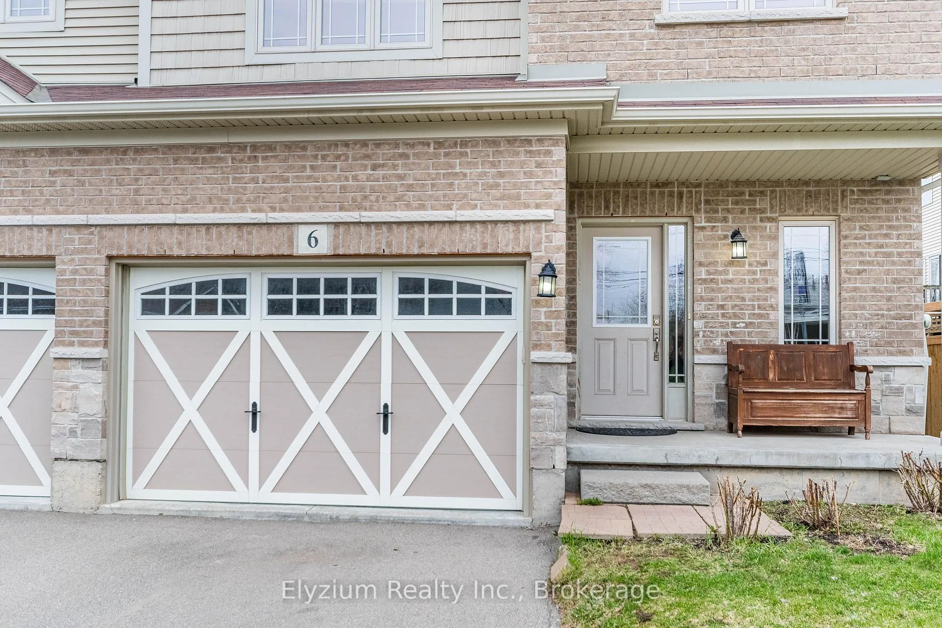Photo 4 of 6 Ambrose Avenue, Hamilton, Vincent — HOMEH