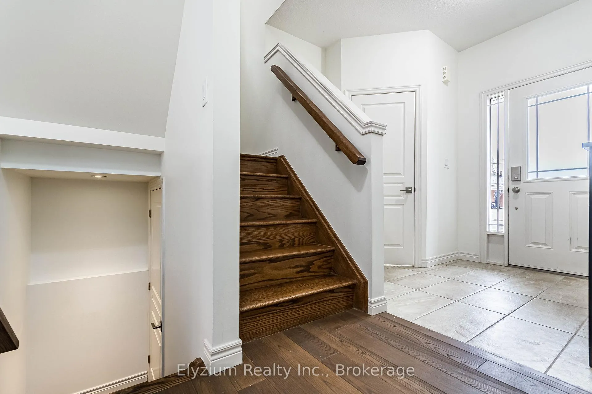 Photo 8 of 6 Ambrose Avenue, Hamilton, Vincent — HOMEH