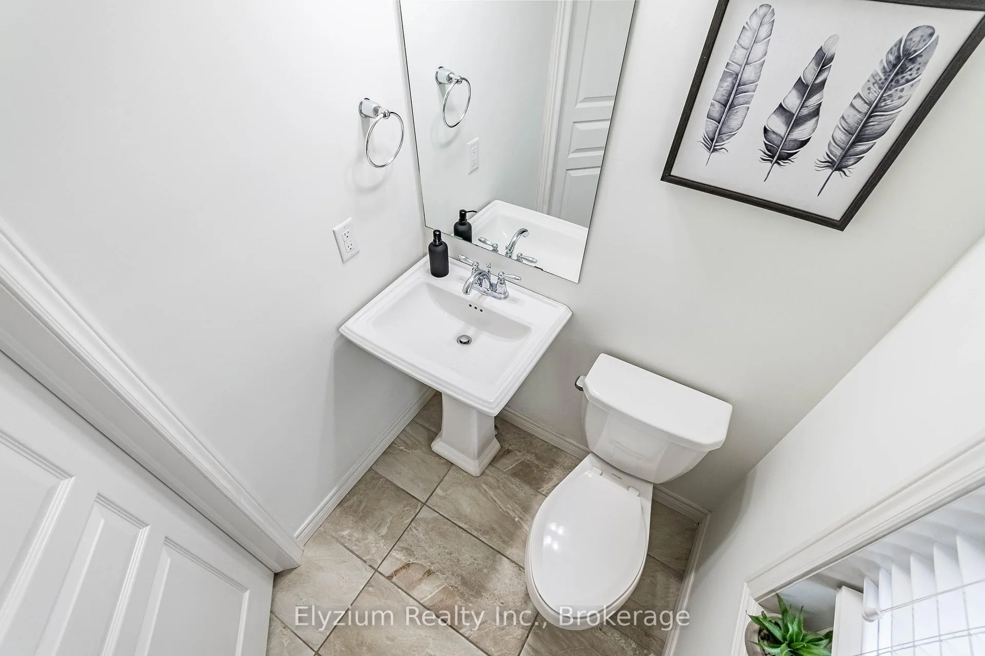 Photo 26 of 6 Ambrose Avenue, Hamilton, Vincent — HOMEH