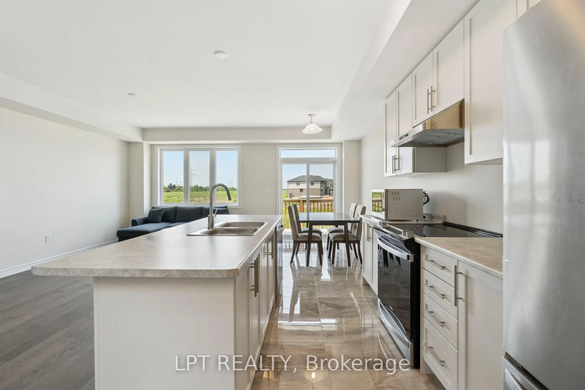 Photo 16 of 171 Vanilla Trail, Thorold, Rolling Meadows — HOMEH