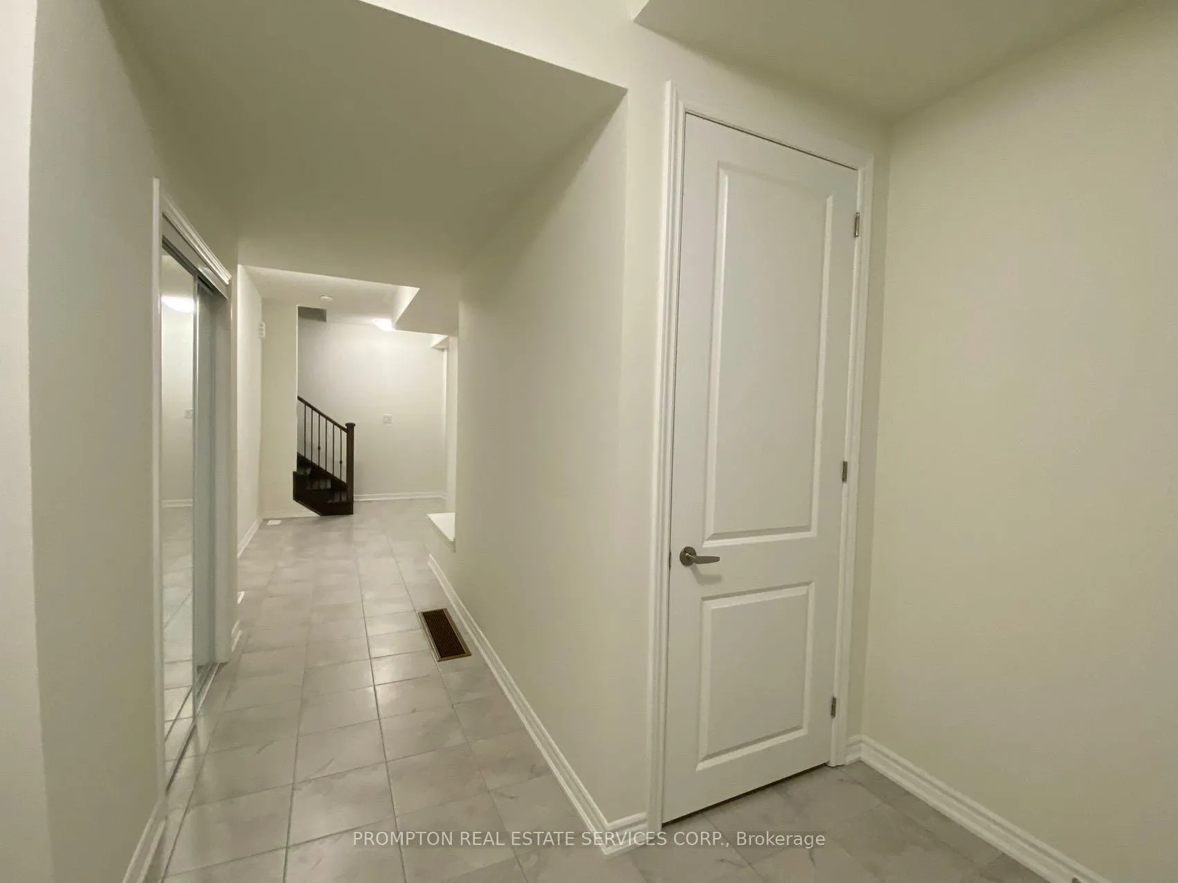 Photo 2 of 59 Therma Crescent, Markham, Victoria Square — HOMEH