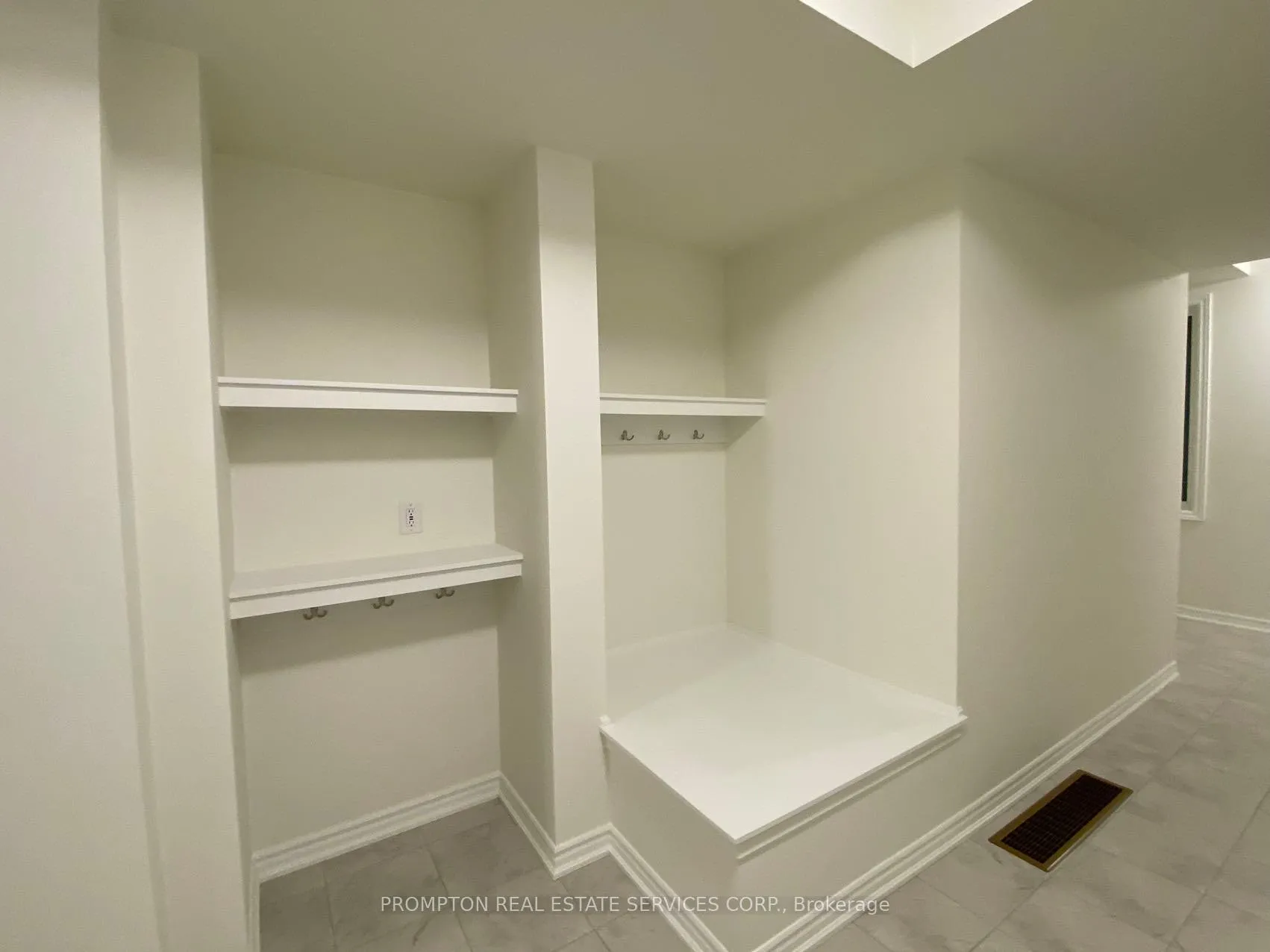 Photo 3 of 59 Therma Crescent, Markham, Victoria Square — HOMEH
