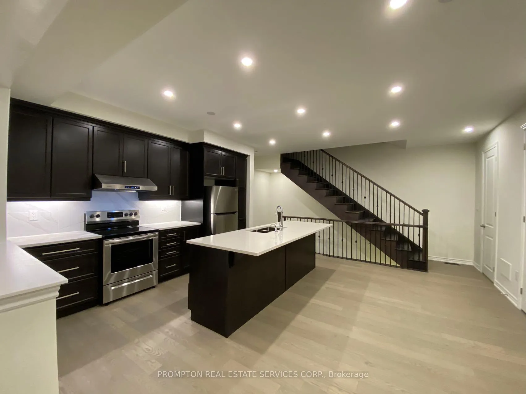 Photo 6 of 59 Therma Crescent, Markham, Victoria Square — HOMEH