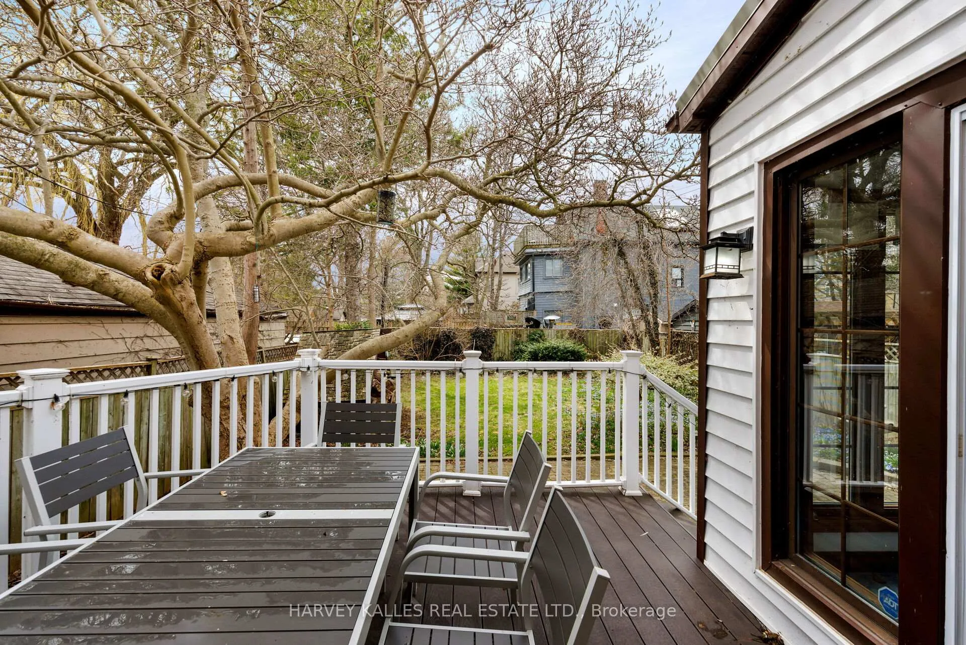 Photo 23 of 4 Twenty Third Street, Etobicoke, Long Branch — HOMEH