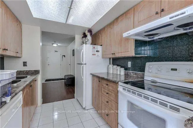 Photo 9 of Unit 1212, 1 Rowntree Road, Etobicoke, Mount Olive-Silverstone-Jamestown — HOMEH