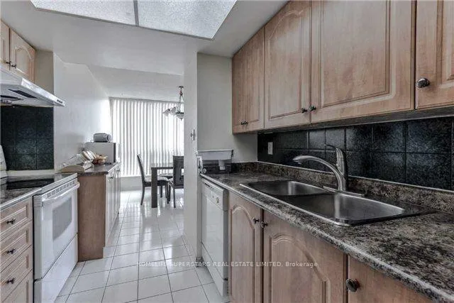 Photo 10 of Unit 1212, 1 Rowntree Road, Etobicoke, Mount Olive-Silverstone-Jamestown — HOMEH
