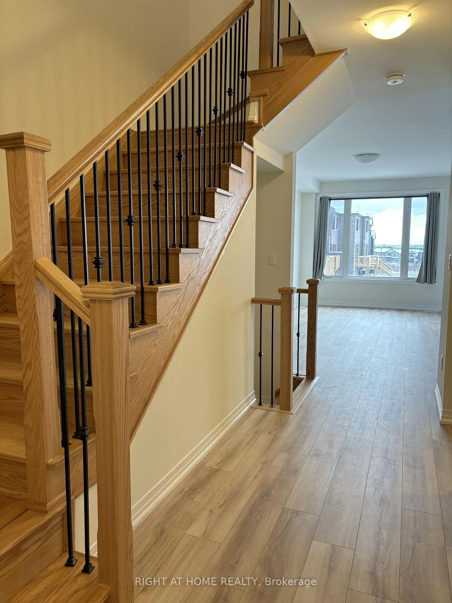 Photo 11 of 2609 Hibiscus Drive W, Pickering, Rural Pickering — HOMEH
