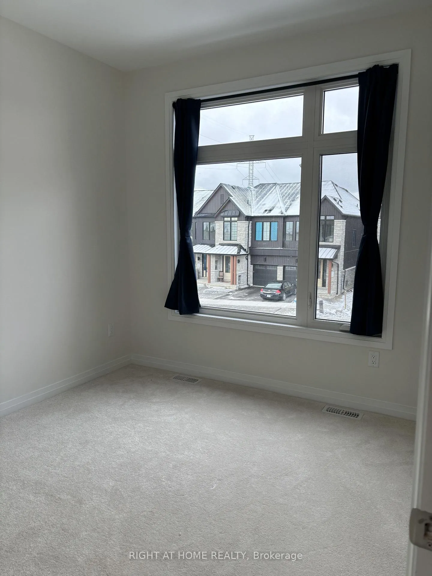 Photo 17 of 2609 Hibiscus Drive W, Pickering, Rural Pickering — HOMEH