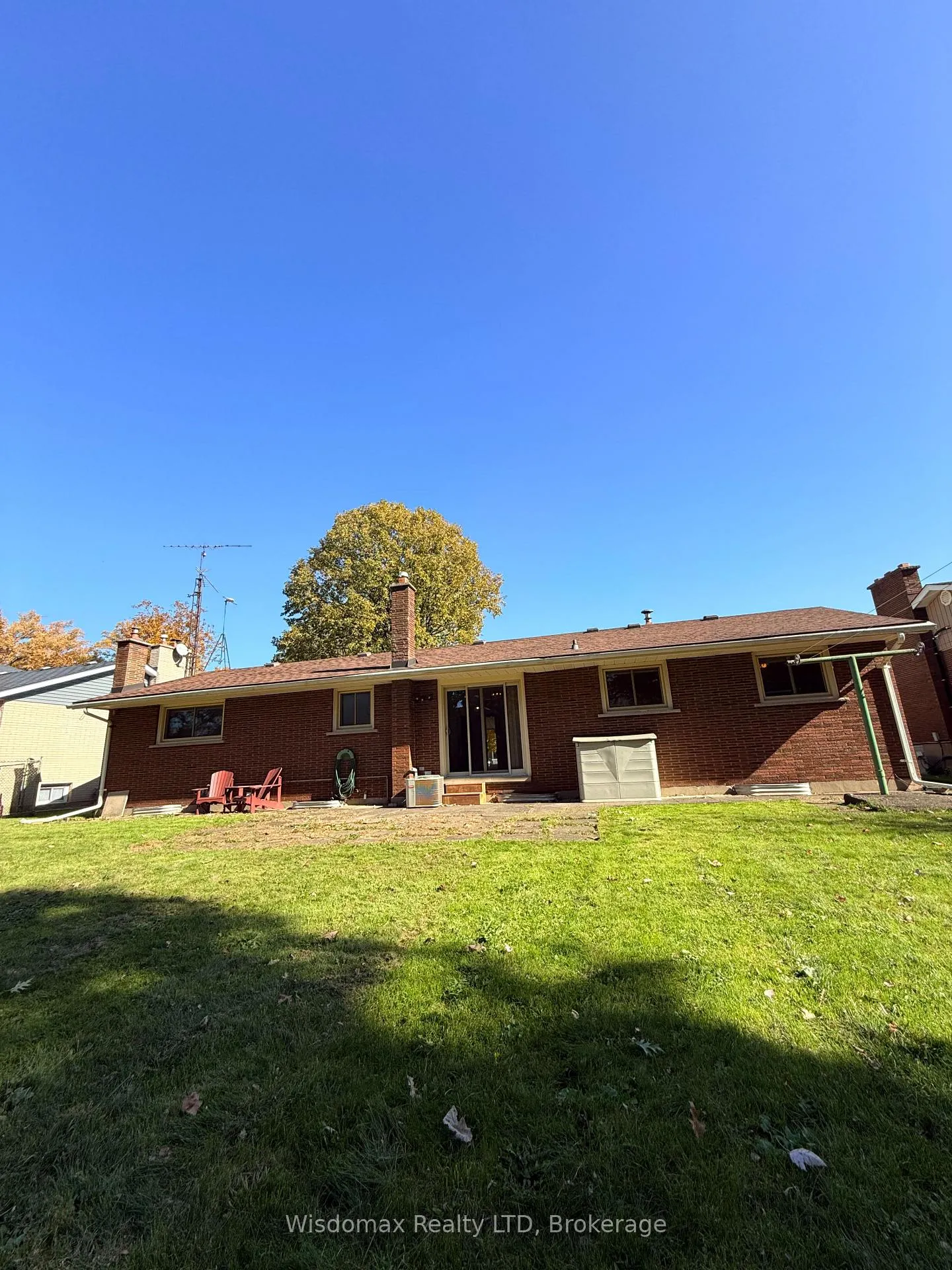 Photo 15 of Unit Upper, 15 Pamela Drive, Thorold, Confederation Heights — HOMEH