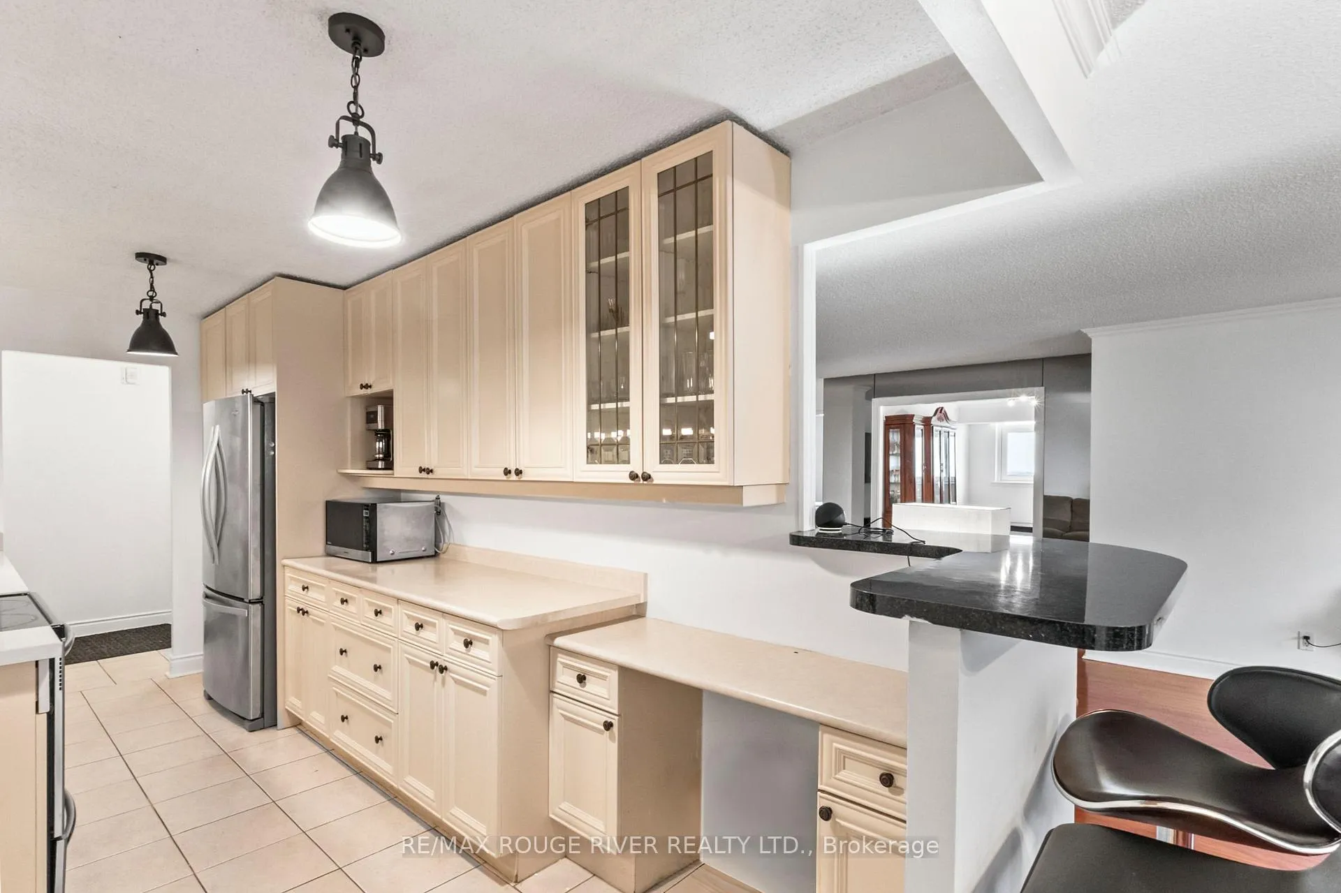 Photo 6 of Unit 804, 40 Chichester Place, Scarborough, L'Amoreaux — HOMEH