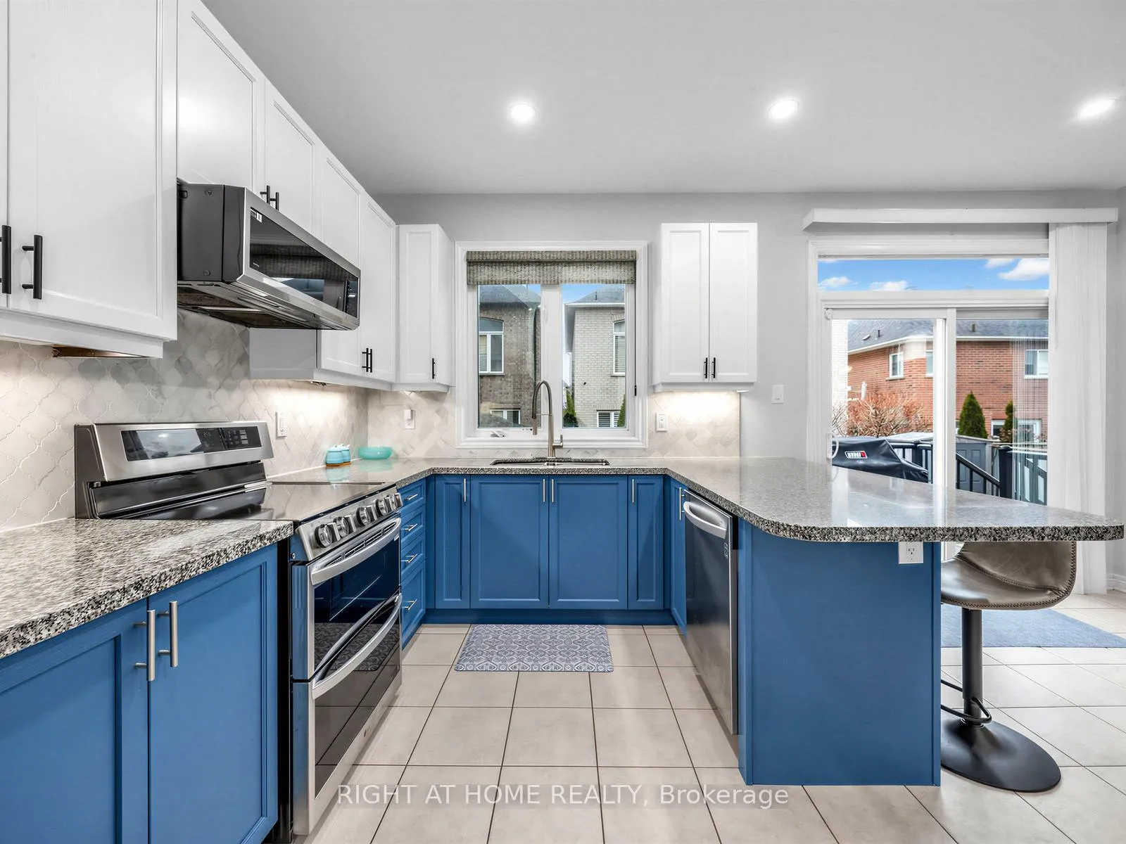Photo 9 of 23 Brider Crescent, Ajax, Northeast Ajax — HOMEH