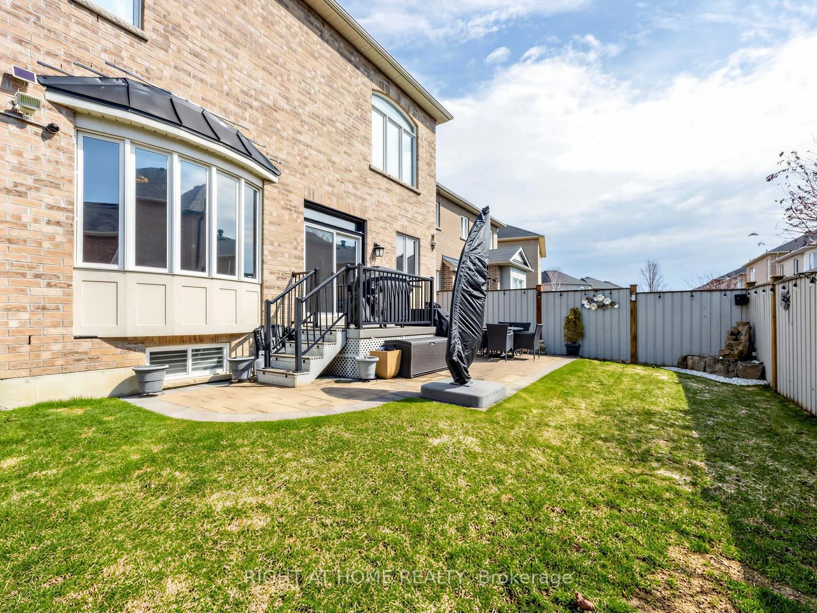 Photo 31 of 23 Brider Crescent, Ajax, Northeast Ajax — HOMEH
