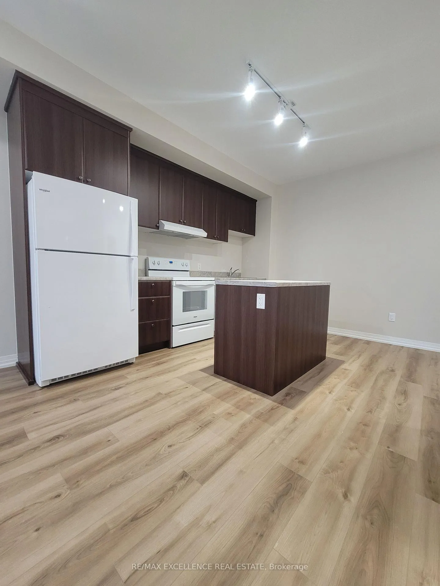 Photo 4 of Unit 138, 50 Herrick Avenue, St. Catharines, Oakdale — HOMEH