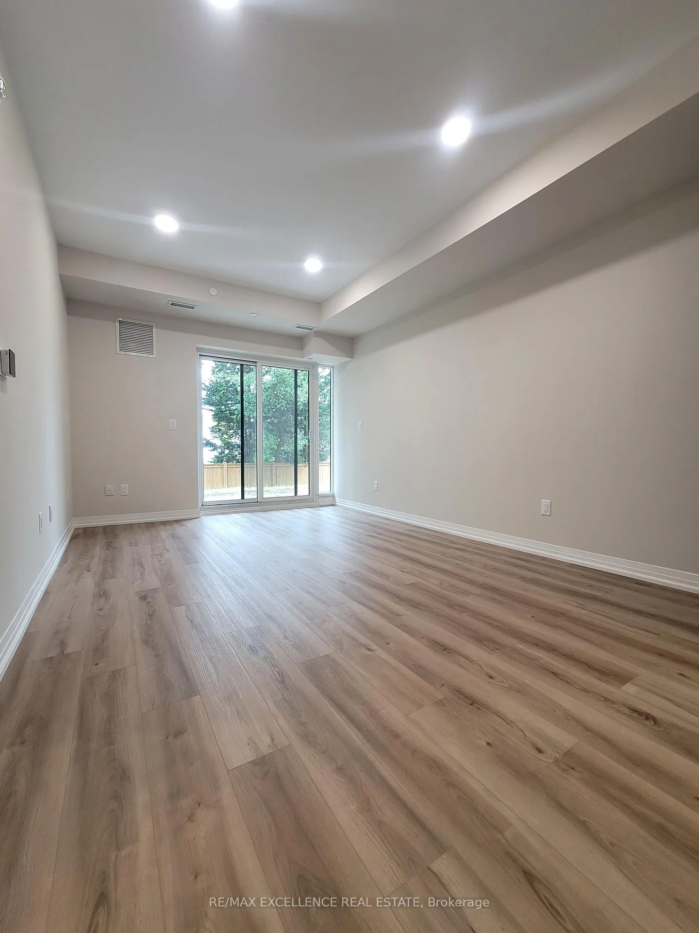 Photo 6 of Unit 138, 50 Herrick Avenue, St. Catharines, Oakdale — HOMEH