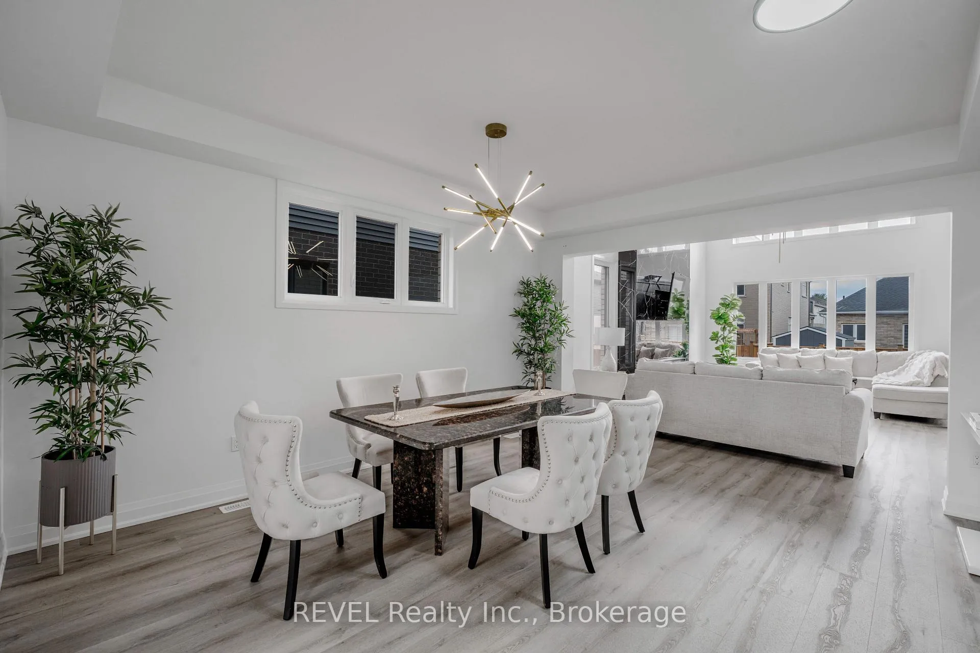 Photo 9 of 5 Samuel Avenue, Pelham, Fonthill — HOMEH