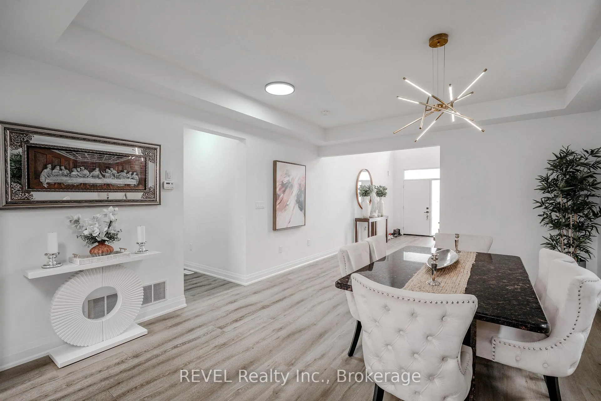 Photo 10 of 5 Samuel Avenue, Pelham, Fonthill — HOMEH
