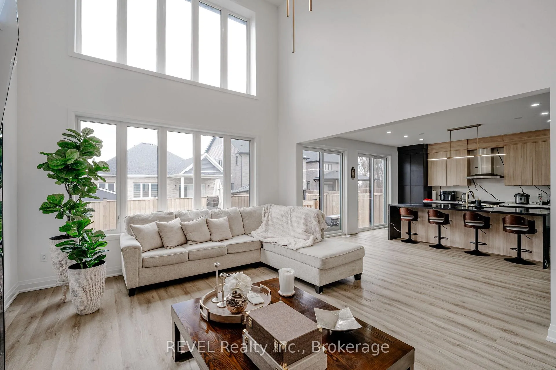 Photo 15 of 5 Samuel Avenue, Pelham, Fonthill — HOMEH
