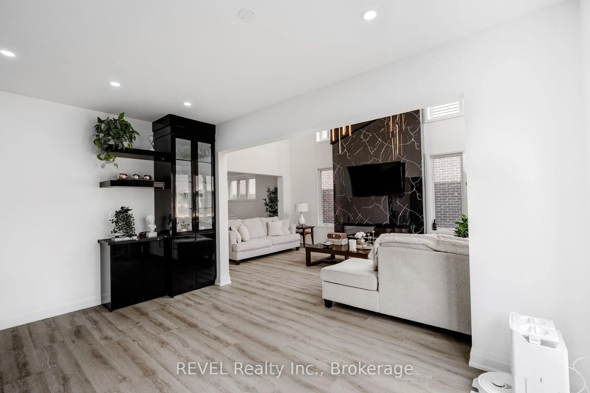 Photo 18 of 5 Samuel Avenue, Pelham, Fonthill — HOMEH