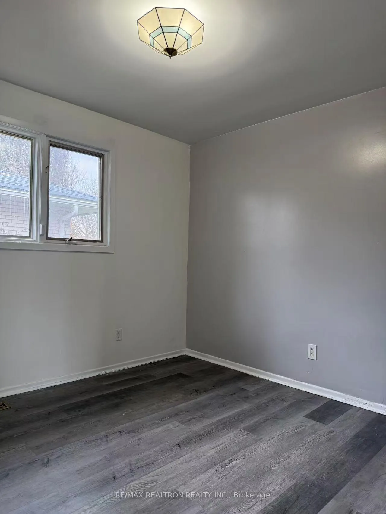 Photo 6 of Unit Main, 135 Royal Orchard Boulevard, Markham, Royal Orchard — HOMEH